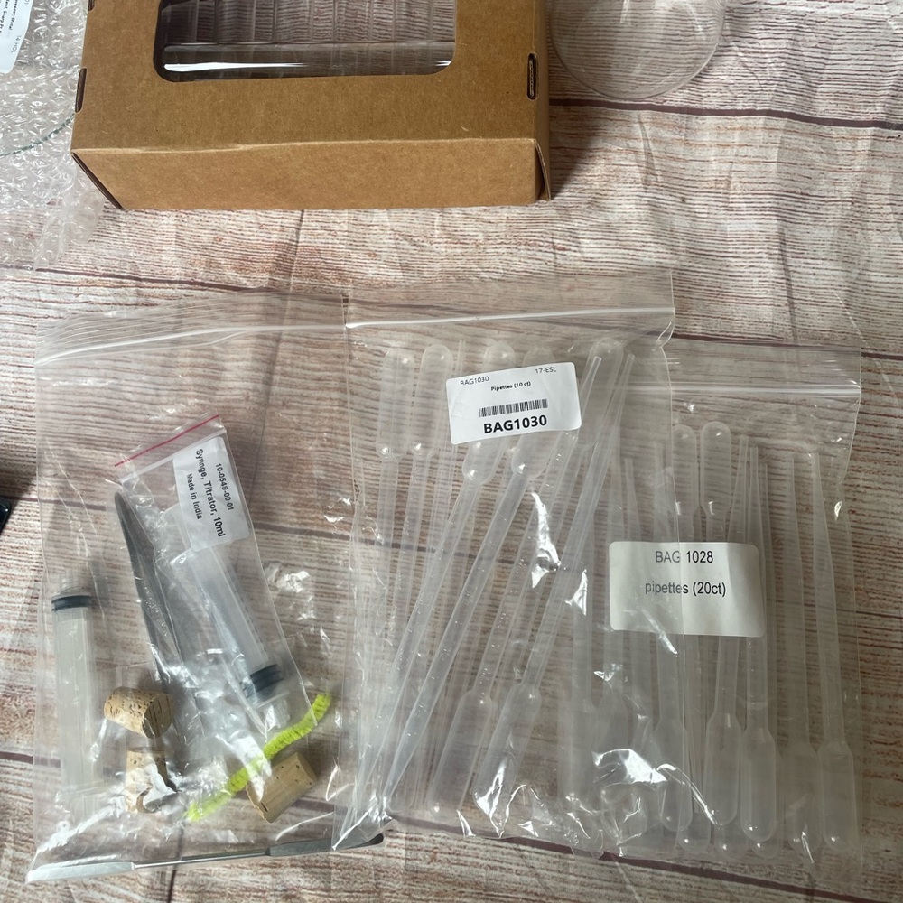 Science Interactive - eScience Hands On Lab kit #4148 - Picture 6 of 13